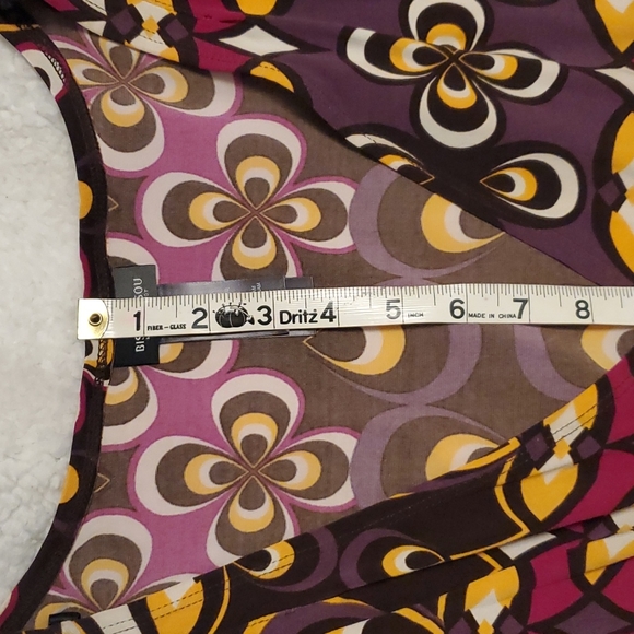 Bisou Bisou Wrap Dress Sz 10 Geometric Pattern / Great work dress. Beaut… - Picture 10 of 10